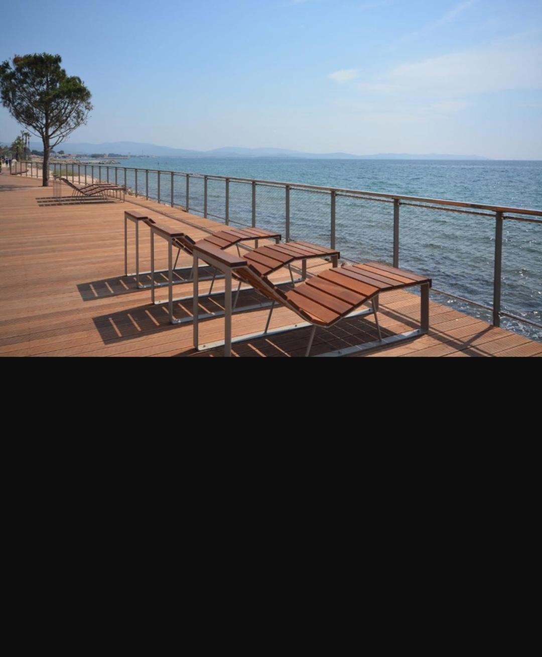 Maison De Vacances A L'Ayguade Classee 3 Etoiles, Climatisee,3Mn A Pied Plage Et Restos ,5Mn Aeroport, 10Mn Gare Йер Экстерьер фото